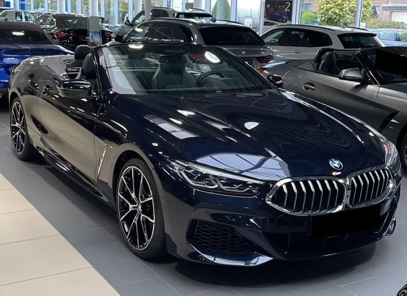 BMW 840 i xDrive Cabrio Image 1