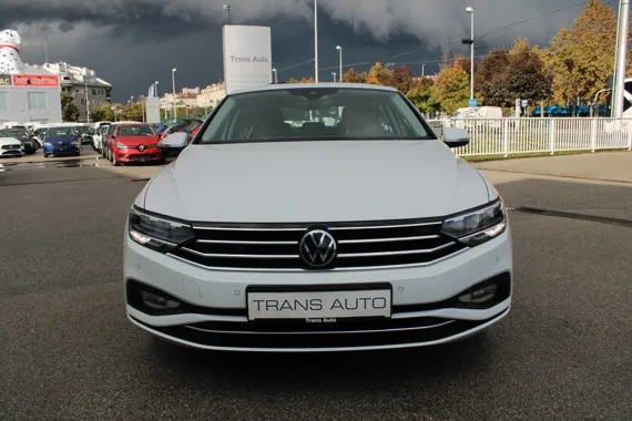 Volkswagen Passat 2.0 TDi DSG *LED, NAVIGACIJA,KAMERA* Image 2