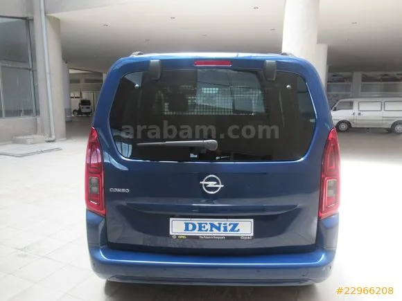 Opel Combo 1.5 CDTI Ultimate Image 4