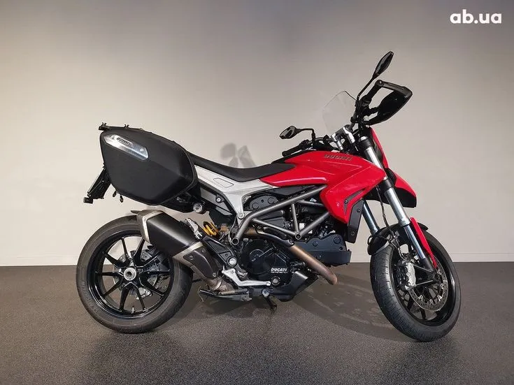 Ducati Hyperstrada Image 5